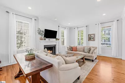 17 Hollingsworth Drive, Greenville, SC 29607 - Photo 5