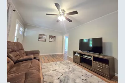 303 E Belvue Road, Taylors, SC 29687 - Photo 23