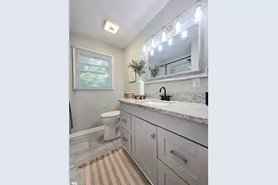 303 E Belvue Road, Taylors, SC 29687 - Photo 25