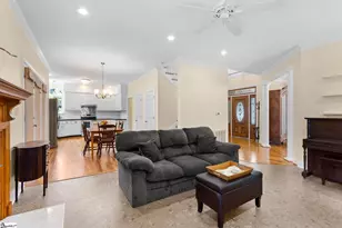 203 Country Club Dr, Laurens, SC 29360 - Photo 15