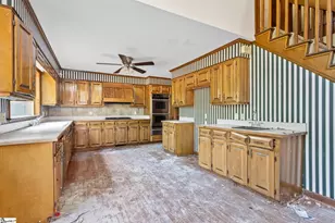 354 Tranquil Dr, Laurens, SC 29360 - Photo 13
