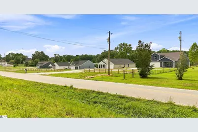 18002 Hwy 101 S, Gray Court, SC 29645 - Photo 17