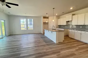 2044 Halton Oaks Dr, Spartanburg, SC 29303 - Photo 9