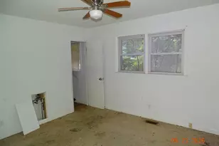 108 Jenkins St, Union, SC 29379 - Photo 9