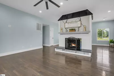 305 Waters Road, Taylors, SC 29687 - Photo 21