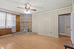 208 N Marion St, Joanna, SC 29351 - Photo 5