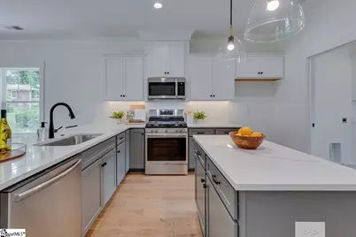 202 Kennedy Drive, Greenville, SC 29605 - Photo 5