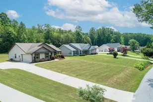 452 Bowers Rd, Travelers Rest, SC 29690 - Photo 3