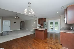 452 Bowers Rd, Travelers Rest, SC 29690 - Photo 15