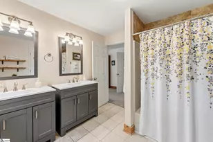 21 W Ridge Dr, Travelers Rest, SC 29690 - Photo 29