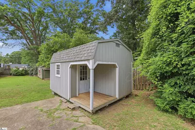 205 E C Avenue, Easley, SC 29640 - Photo 23