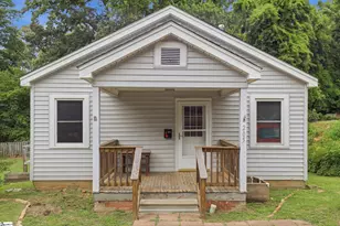 205 E C Ave, Easley, SC 29640 - Photo 5