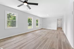 413 Corning St, Anderson, SC 29624 - Photo 5