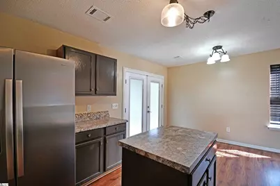136 W Corley Lane, Spartanburg, SC 29303 - Photo 13