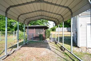 136 W Corley Ln, Spartanburg, SC 29303 - Photo 31