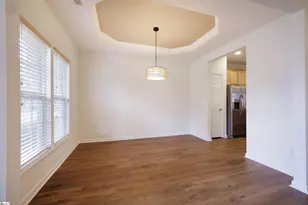323 Majesty Ct, Greenville, SC 29615 - Photo 3