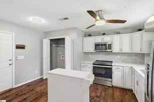 6 Grackle Ct, Simpsonville, SC 29680 - Photo 9