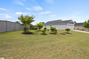 230 Bending Branch Rd, Greenville, SC 29605 - Photo 5