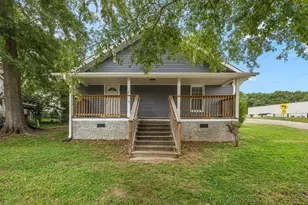 207 Poole St, Woodruff, SC 29388 - Photo 1