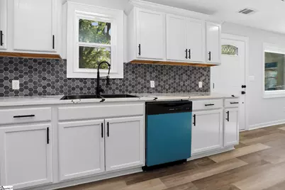 29 Baxter Street, Greenville, SC 29707 - Photo 5