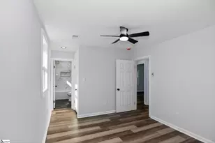 29 Baxter St, Greenville, SC 29607 - Photo 7