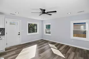 29 Baxter St, Greenville, SC 29607 - Photo 3
