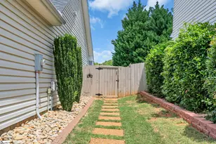 132 St Johns St, Simpsonville, SC 29680 - Photo 37