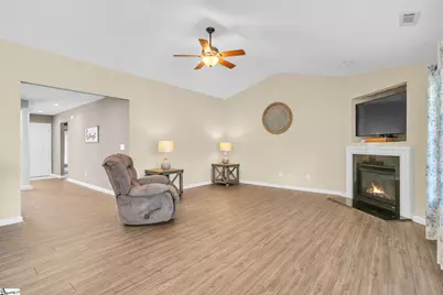132 Saint Johns Street, Simpsonville, SC 29680 - Photo 7