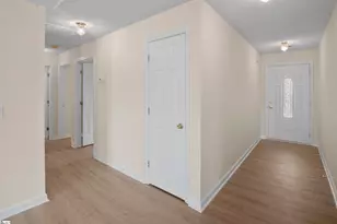 515 Climbing Rose Ct, Fountain Inn, SC 29644 - Photo 9