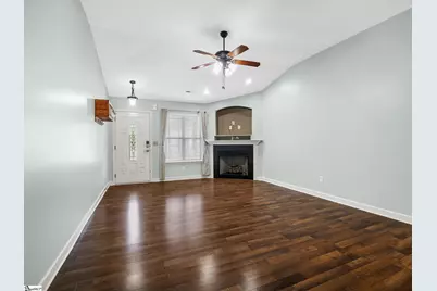 618 Chastine Drive, Spartanburg, SC 29301 - Photo 9