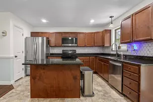 618 Chastine Dr, Spartanburg, SC 29301 - Photo 11