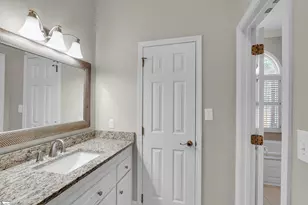 111 W Woodglen Rd, Spartanburg, SC 29301 - Photo 25