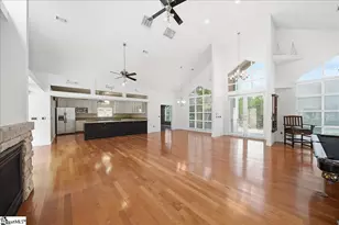 102 Greenleaf Ln, Easley, SC 29642 - Photo 7