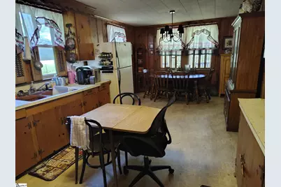 18304 25 Highway, Ware Shoals, SC 29692 - Photo 5