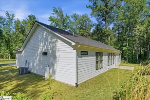 298 Red Hill Rd, Landrum, SC 29356 - Photo 29
