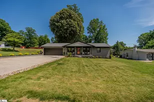 201 Carolyn Rd, Easley, SC 29642 - Photo 5