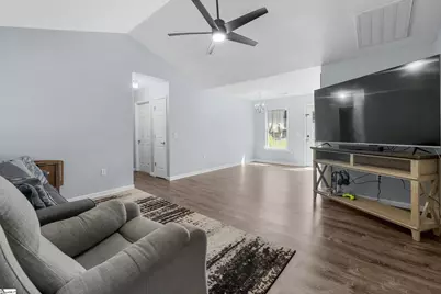 157 Bufflehead Circle, Liberty, SC 29657 - Photo 5