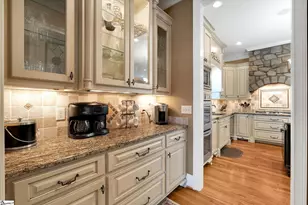 10 Travertine Ct, Greenville, SC 29615 - Photo 19