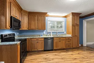 303 Blair St, Easley, SC 29640 - Photo 5
