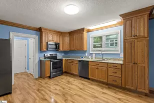 303 Blair St, Easley, SC 29640 - Photo 7