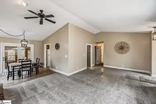 102 Blossom Ct, Westminster, SC 29693 - Photo 13