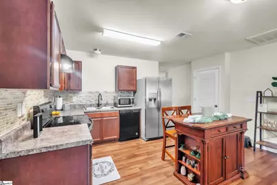 319 Alice Avenue, Greenville, SC 29611 - Photo 9