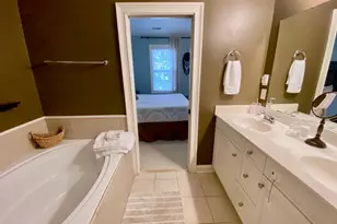 20 Howe St, Greenville, SC 29601 - Photo 23