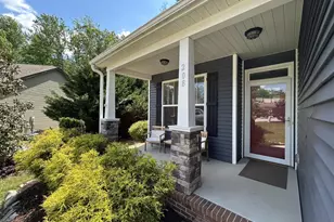 208 Mountain Slope Ct, Travelers Rest, SC 29690 - Photo 3