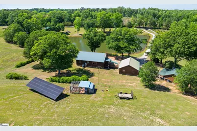 425 Cooper Bridge Road, Woodruff, SC 29388 - Photo 9