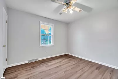 511 Clarendon Drive, Easley, SC 29642 - Photo 21