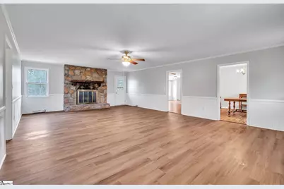 511 Clarendon Drive, Easley, SC 29642 - Photo 5