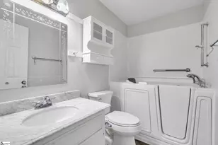 511 Clarendon Dr, Easley, SC 29642 - Photo 17