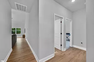 409 Hillside Dr, Anderson, SC 29625 - Photo 17