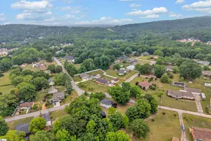 416 W Belvue Rd, Greenville, SC 29609 - Photo 23